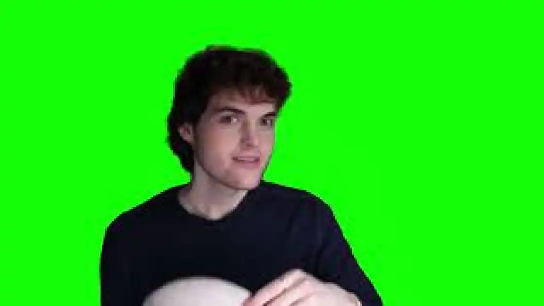 packgod roast ishowspeed green screen