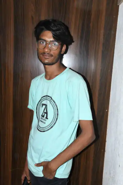 ravi digital ads download